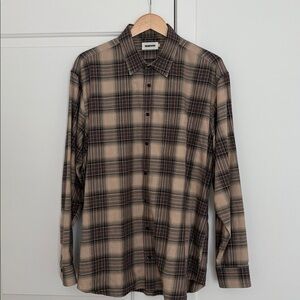 A long sleeve Taylor Stitch shirt in different colors of brown,black,tan size 46